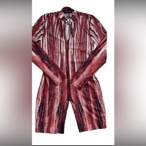 Shane JustinSize  jumpsuit is large boots size 38 brand new in boxes